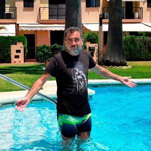 Juanlu Navarro: ¿Me quieren a mí, o es por mi piscina?